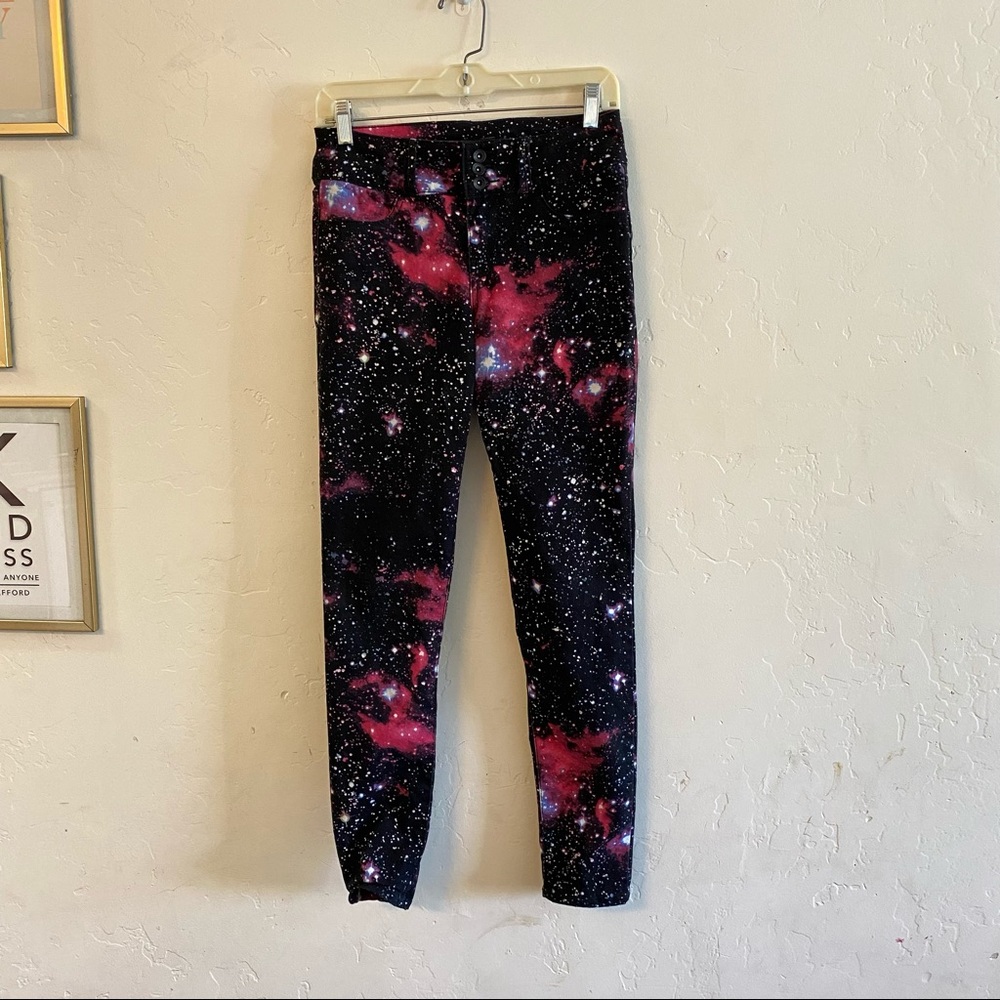 Blackheart Juniors Galaxy Print Super Skinny Pants Size 5